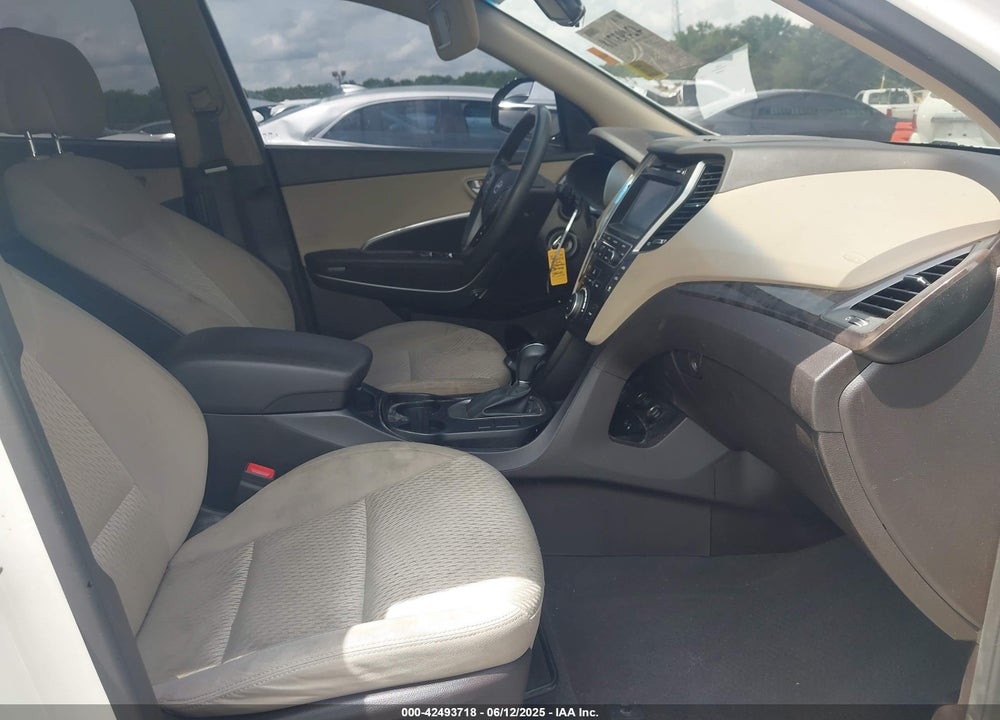 2017 HYUNDAI SANTA FE VIN: KM8SM4HF7HU243396