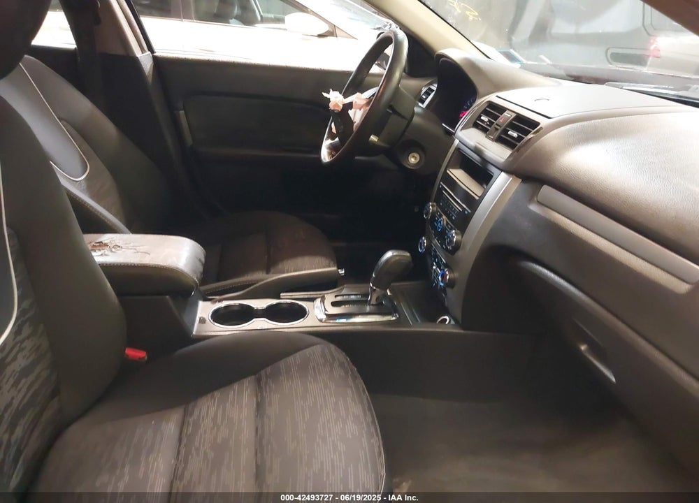 2010 FORD FUSION VIN: 3FAHP0HA3AR234023