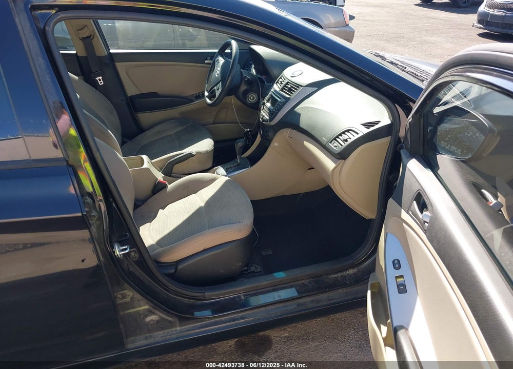 2017 HYUNDAI ACCENT VIN: KMHCT4AE8HU377424