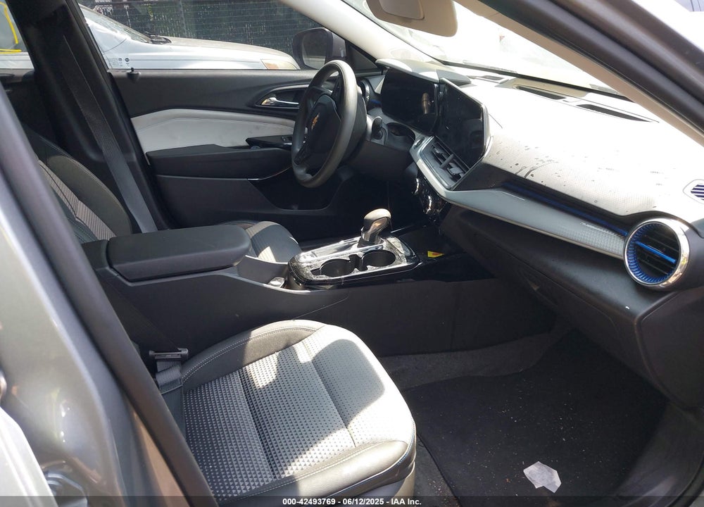 2025 CHEVROLET TRAX FWD LT VIN: KL77LHEP2SC189260