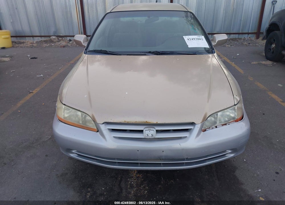 2000 HONDA ACCORD 2.3 SE VIN: JHMCG5674YC023249