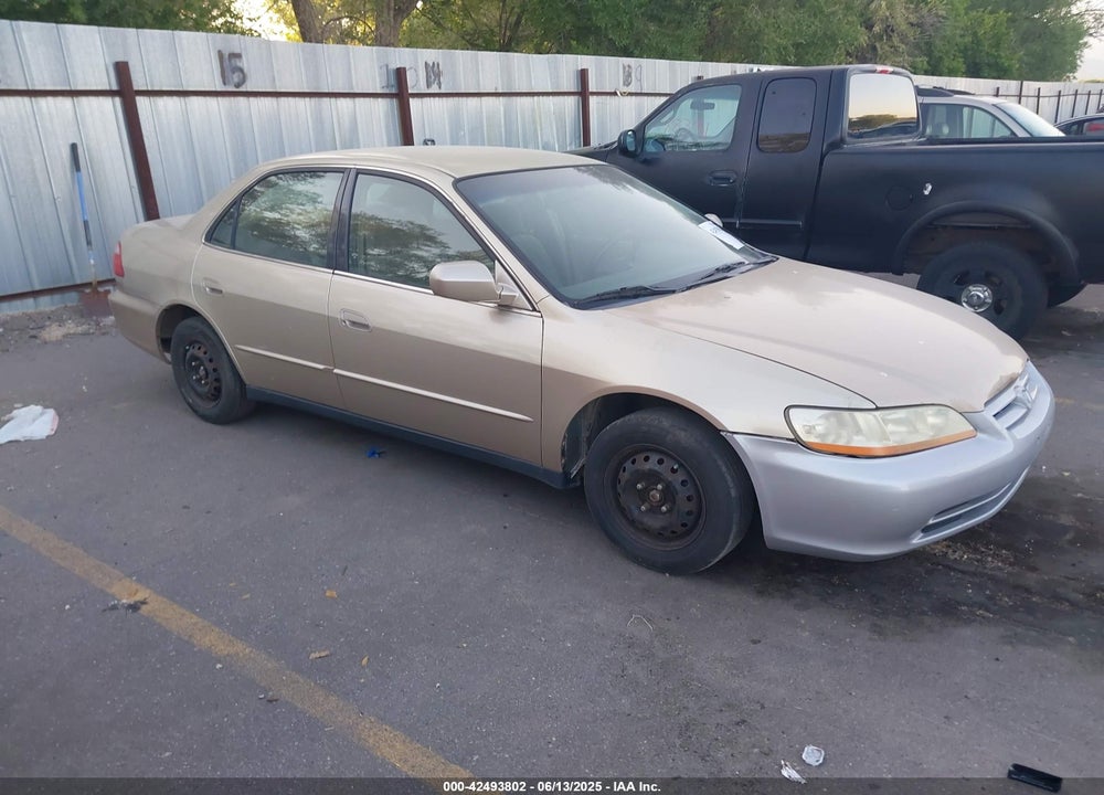 2000 HONDA ACCORD 2.3 SE VIN: JHMCG5674YC023249