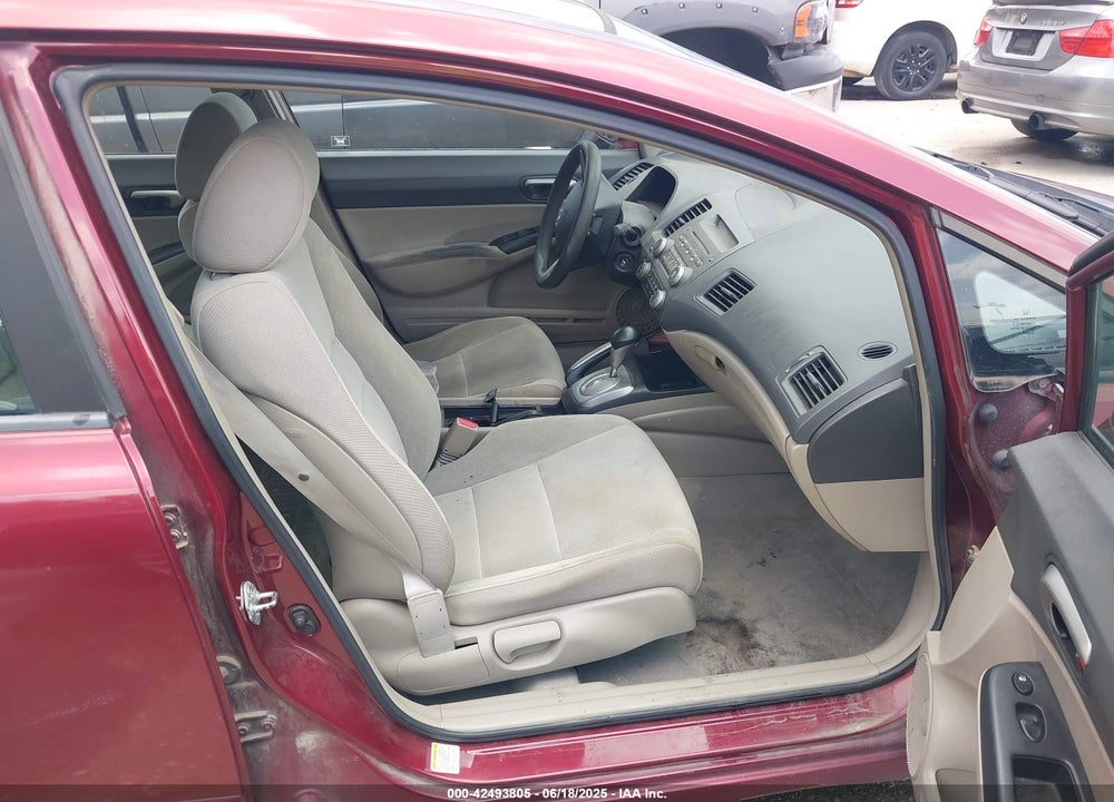 2011 HONDA CIVIC VIN: 19XFA1F53BE008197