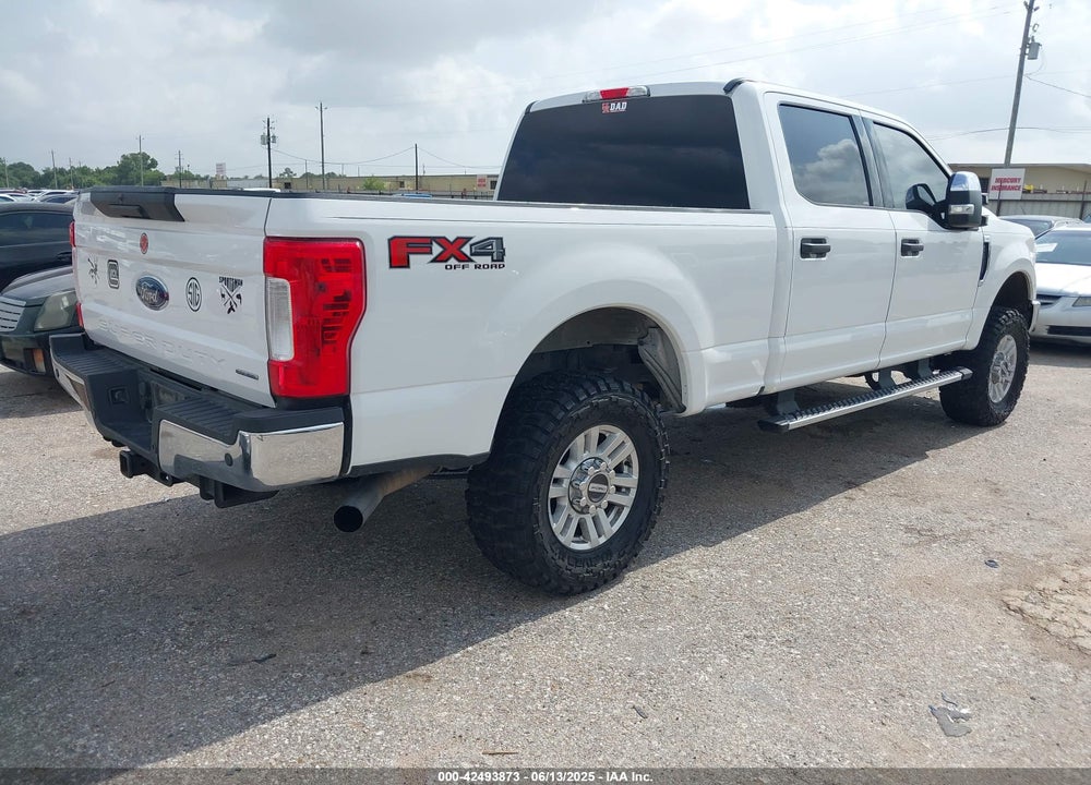 2017 FORD F-250 XLT VIN: 1FT7W2B68HEC85264