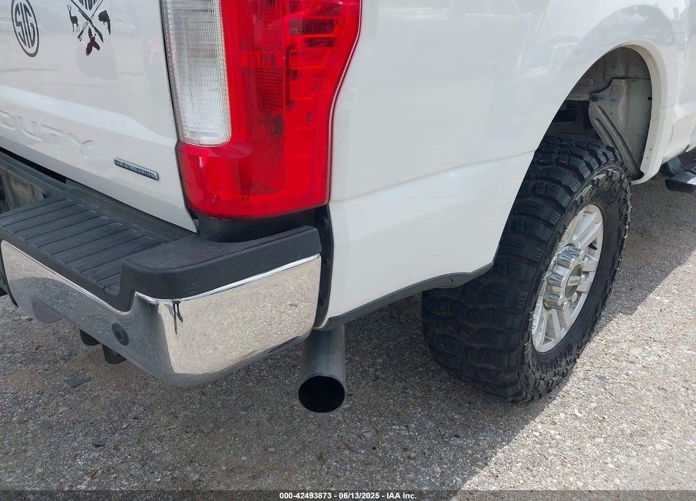 2017 FORD F-250 XLT VIN: 1FT7W2B68HEC85264