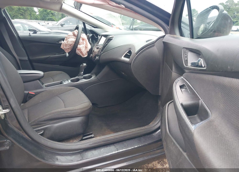 2017 CHEVROLET CRUZE LT AUTO VIN: 1G1BE5SMXH7219759