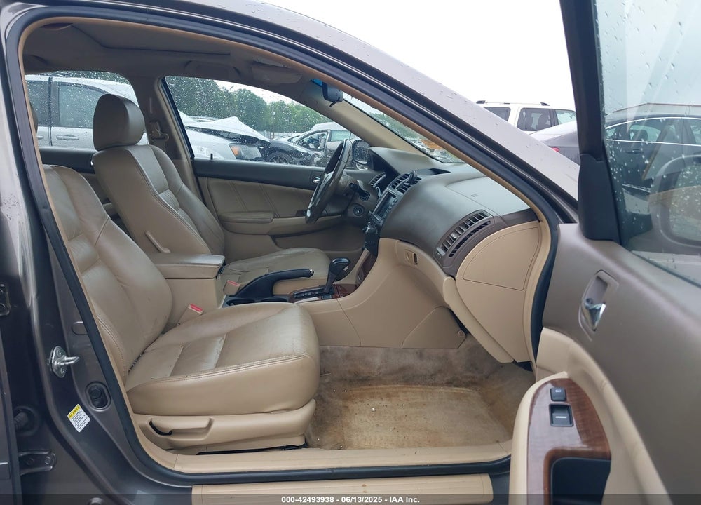 2007 HONDA ACCORD 2.4 EX VIN: 1HGCM56757A119977