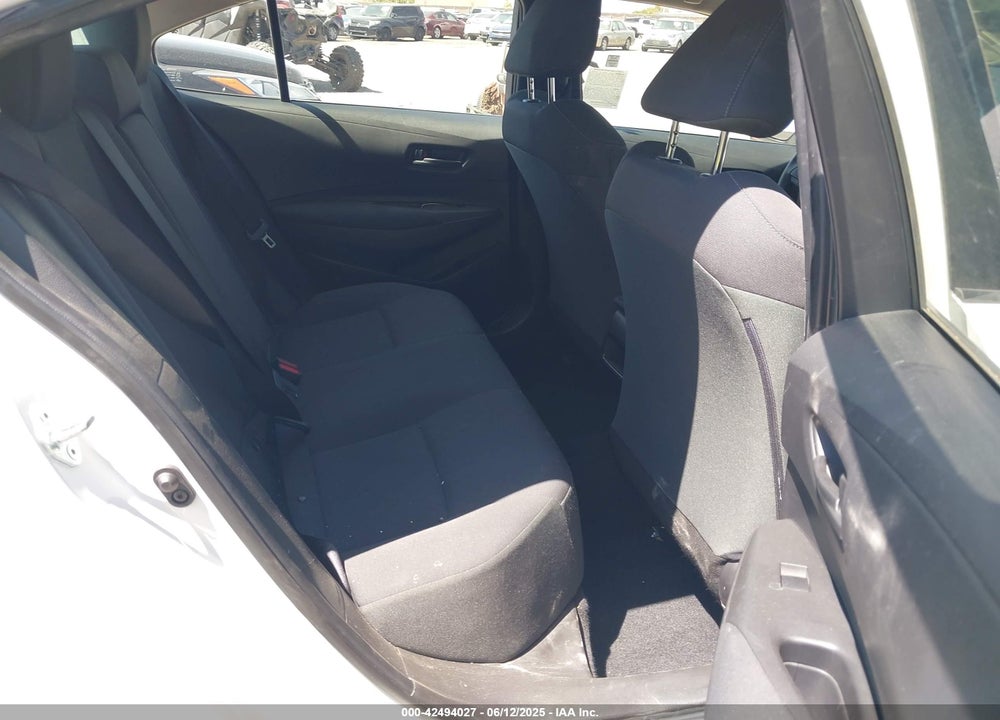 2022 TOYOTA COROLLA LE VIN: JTDEPMAE4N3002584