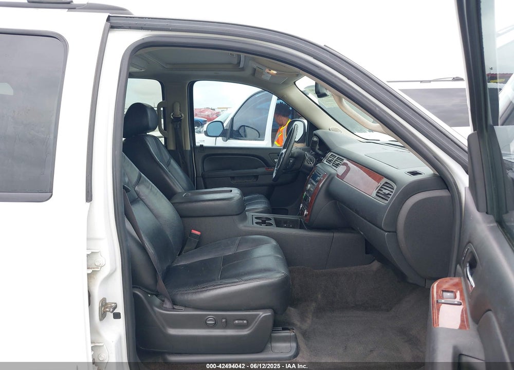 2012 CHEVROLET SUBURBAN 1500 VIN: 1GNSCJE00CR165813