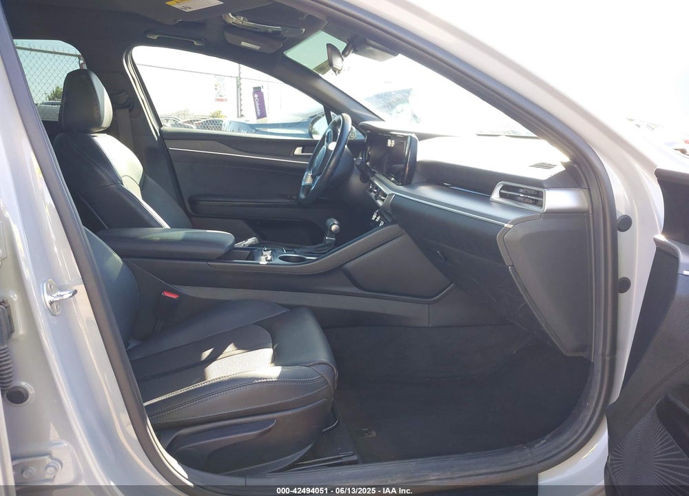 2022 KIA K5 VIN: 5XXG64J27NG106648