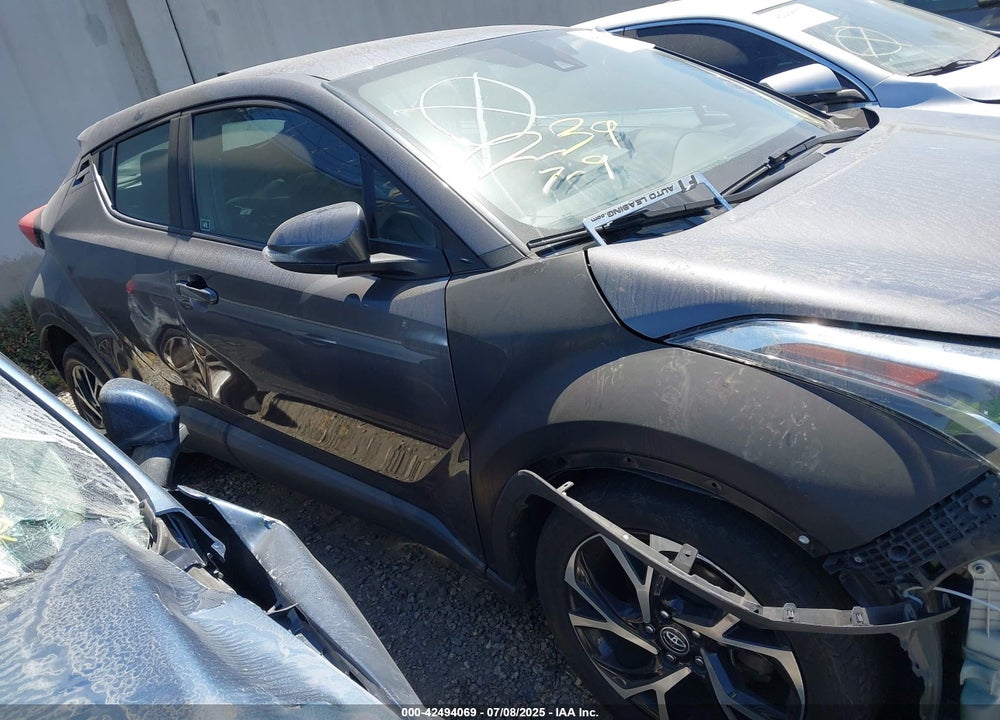 2018 TOYOTA C-HR VIN: NMTKHMBX5JR033740