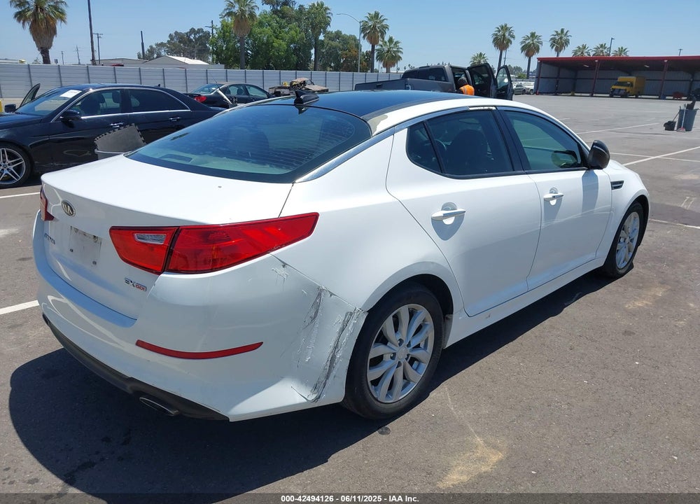 2015 KIA OPTIMA EX VIN: 5XXGN4A73FG425271