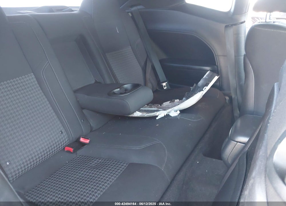 2015 DODGE CHALLENGER VIN: 2C3CDZAG7FH720275