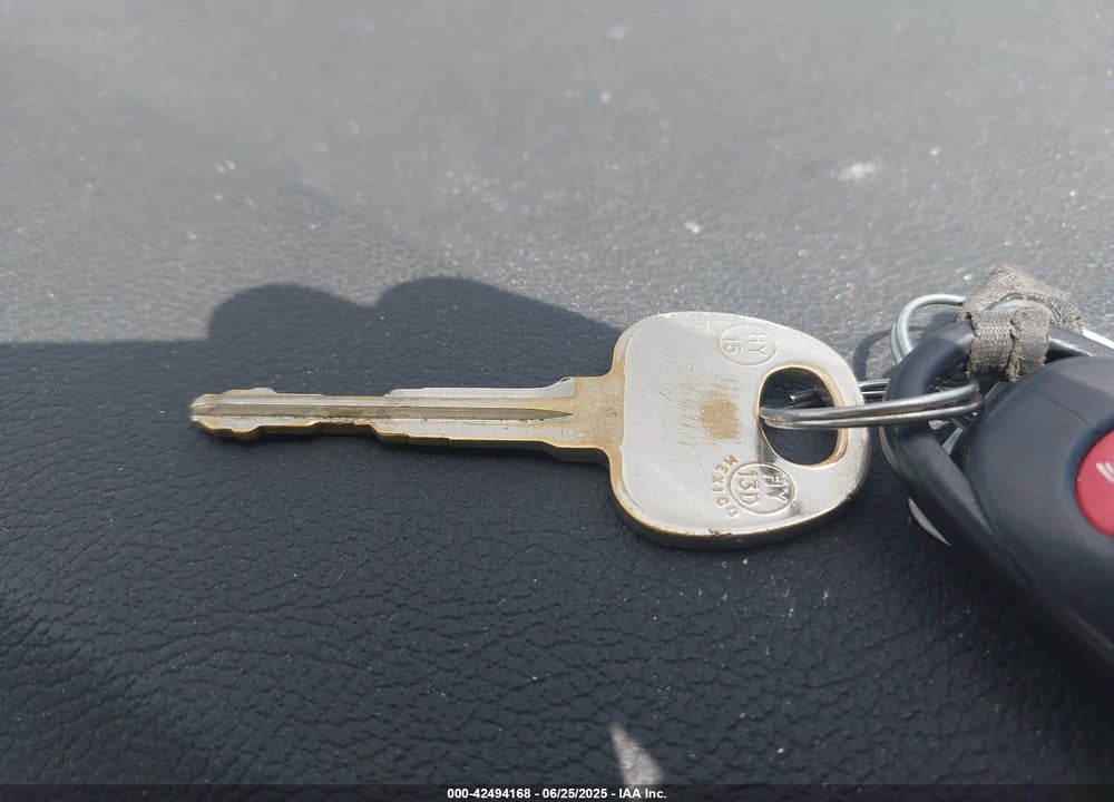 2014 HYUNDAI ELANTRA VIN: 5NPDH4AE7EH456776