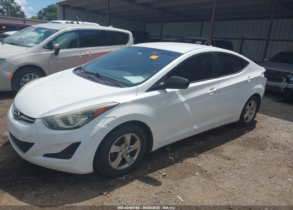 2014 HYUNDAI ELANTRA VIN: 5NPDH4AE7EH456776