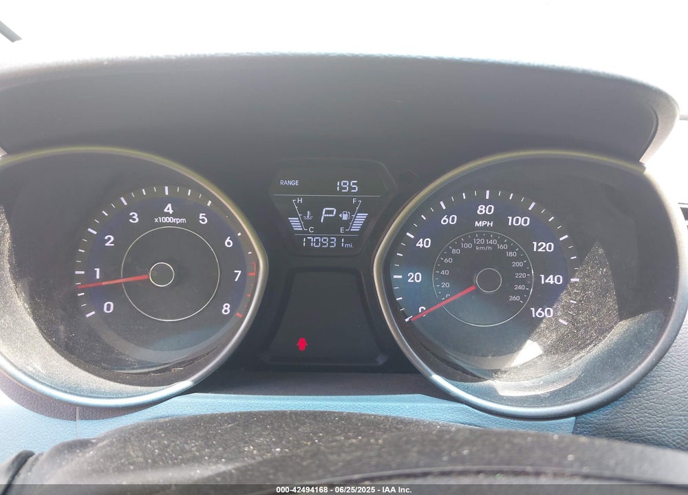 2014 HYUNDAI ELANTRA VIN: 5NPDH4AE7EH456776