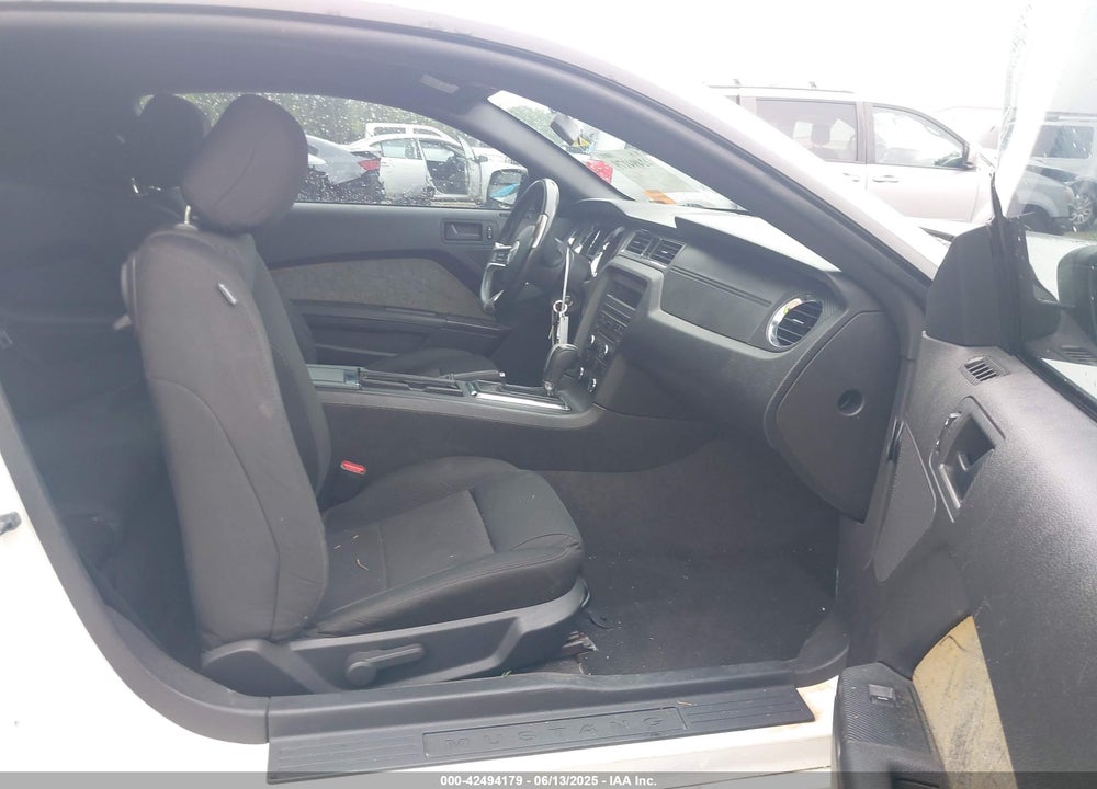 2013 FORD MUSTANG V6 VIN: 1ZVBP8AM8D5242951