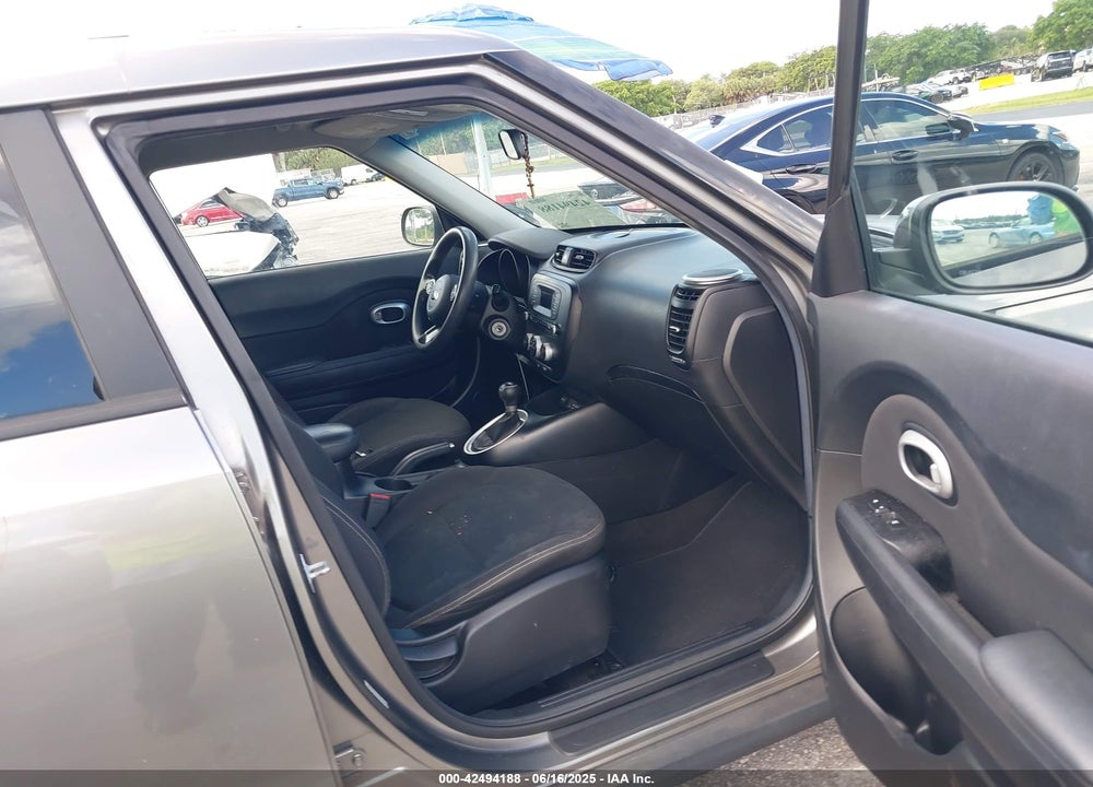 2014 KIA SOUL VIN: KNDJN2A21E7061390