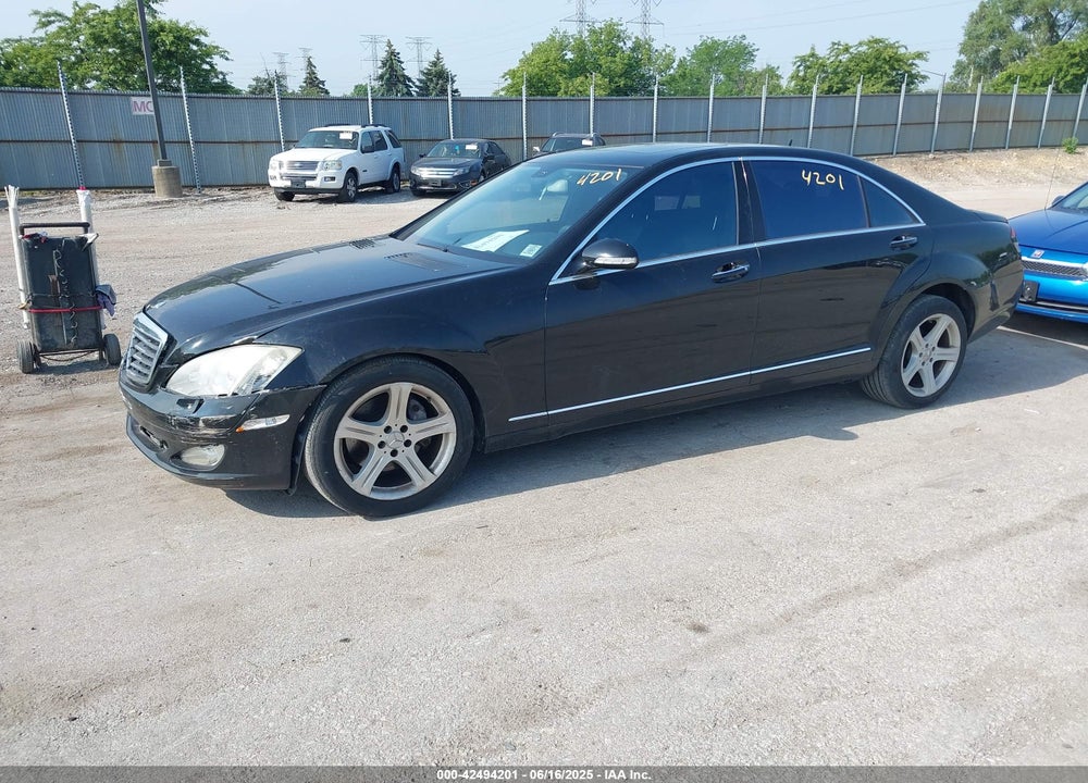 2007 MERCEDES-BENZ S 550 VIN: WDDNG71X87A038317