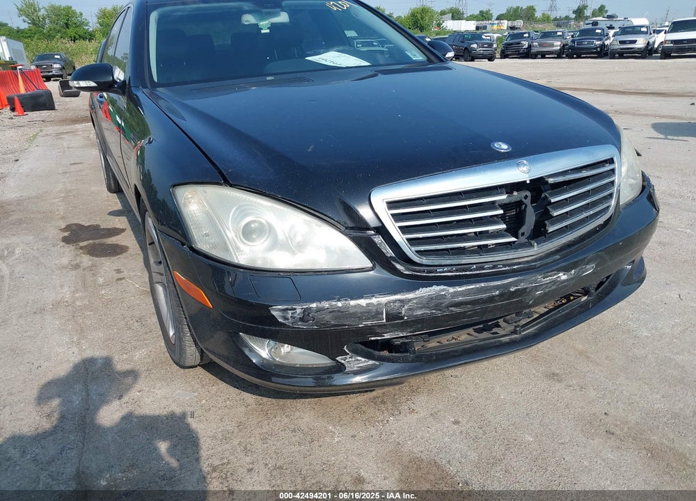 2007 MERCEDES-BENZ S 550 VIN: WDDNG71X87A038317