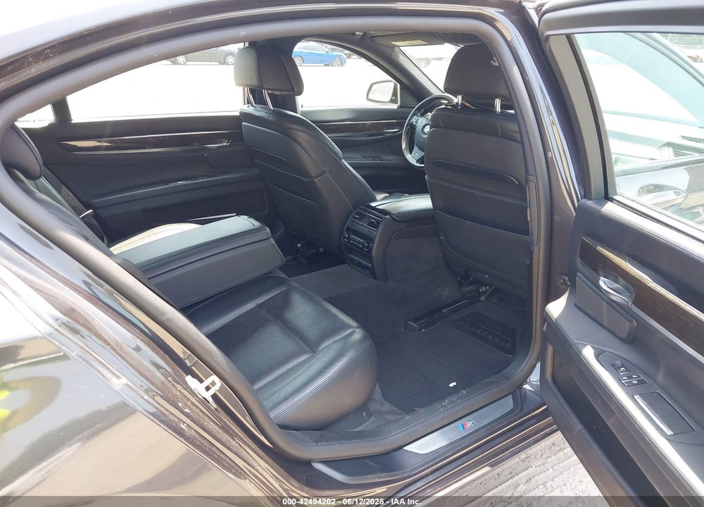 2014 BMW ALPINA B7 VIN: WBAYF8C5XED141940