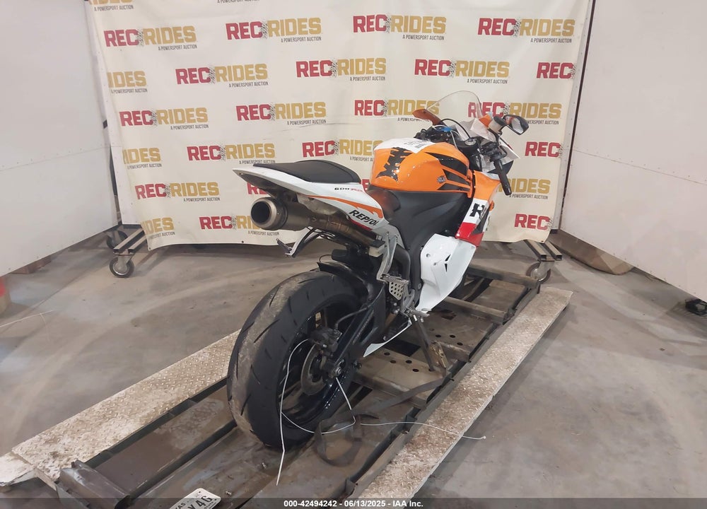 2009 HONDA CBR600 RR VIN: JH2PC40009K203301