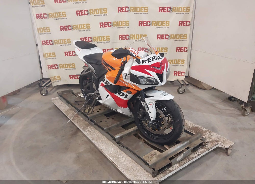 2009 HONDA CBR600 RR VIN: JH2PC40009K203301