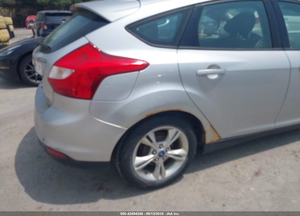 2014 FORD FOCUS VIN: 1FADP3K28EL125403