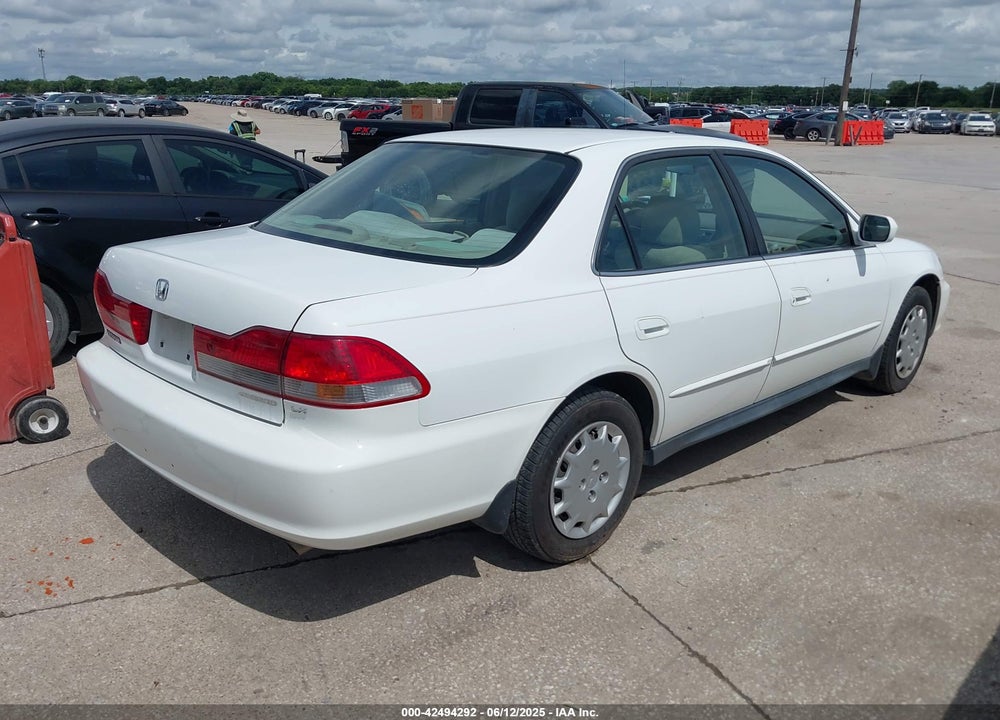 2002 HONDA ACCORD 2.3 LX VIN: 1HGCG56482A067556