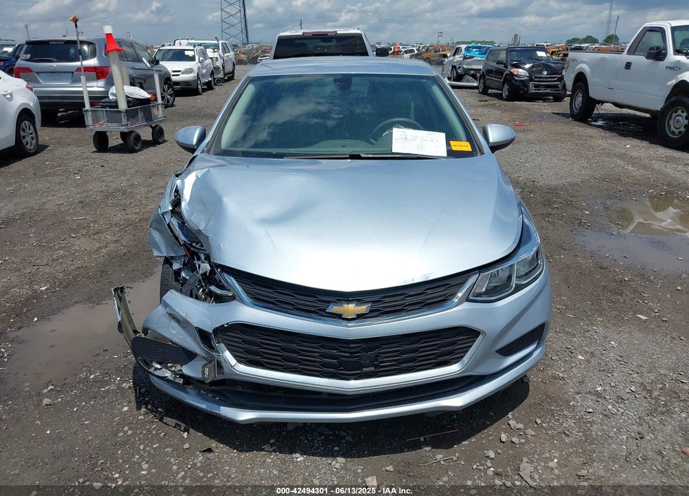 2018 CHEVROLET CRUZE VIN: 1G1BC5SM1J7121943