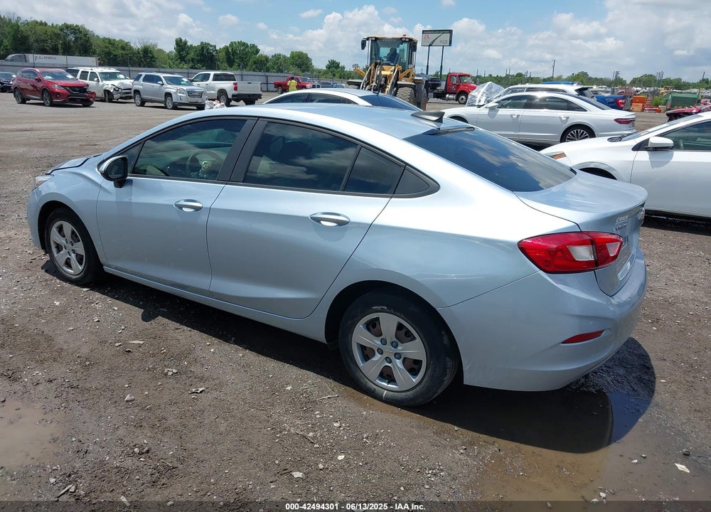 2018 CHEVROLET CRUZE VIN: 1G1BC5SM1J7121943