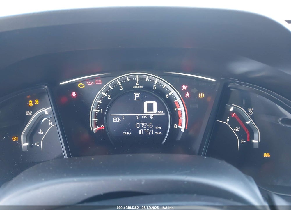 2018 HONDA CIVIC VIN: SHHFK7H25JU232923