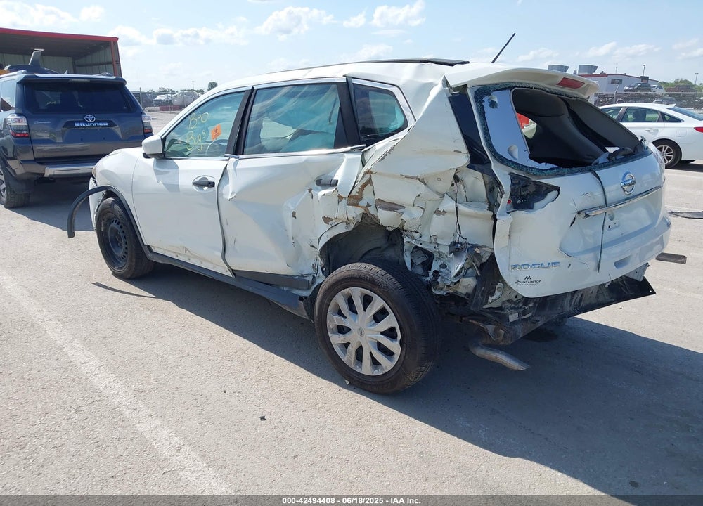 2016 NISSAN ROGUE VIN: 5N1AT2MV8GC821381