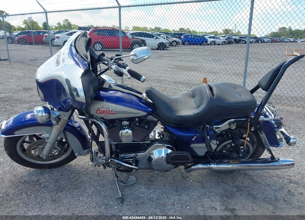 2006 HARLEY-DAVIDSON FLHTCUI VIN: 1HD1FCW196Y626207