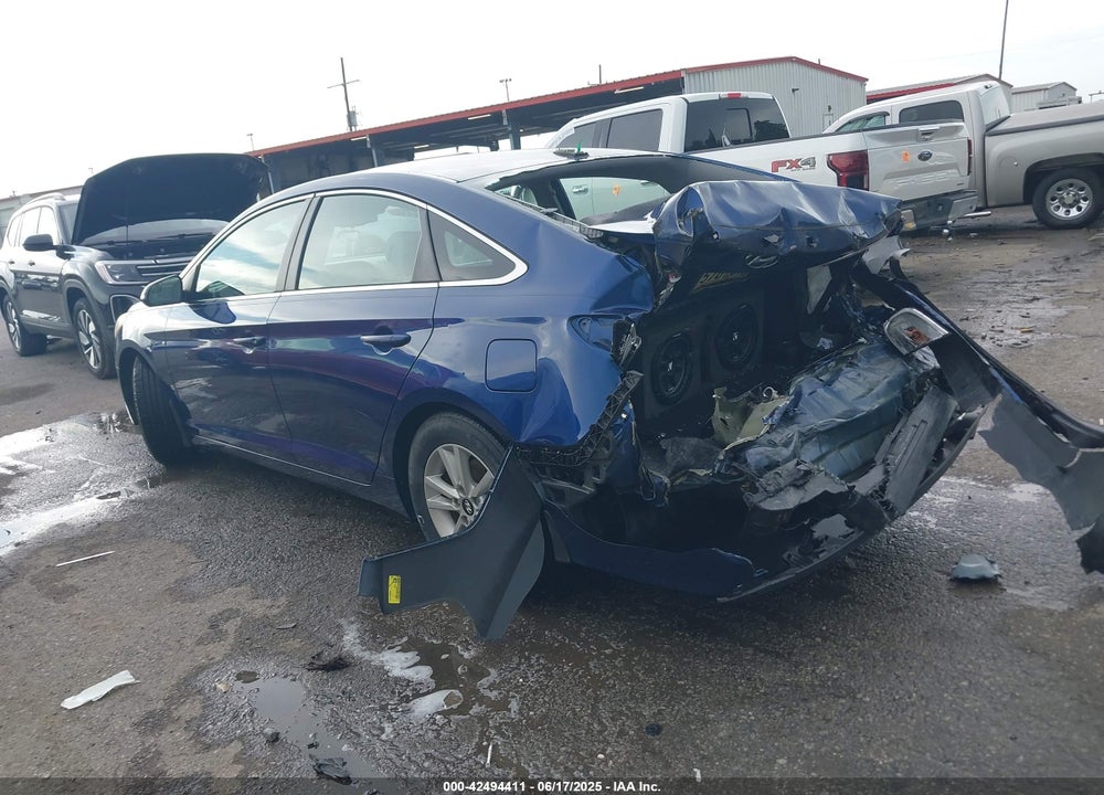 2015 HYUNDAI SONATA VIN: 5NPE24AA5FH179176