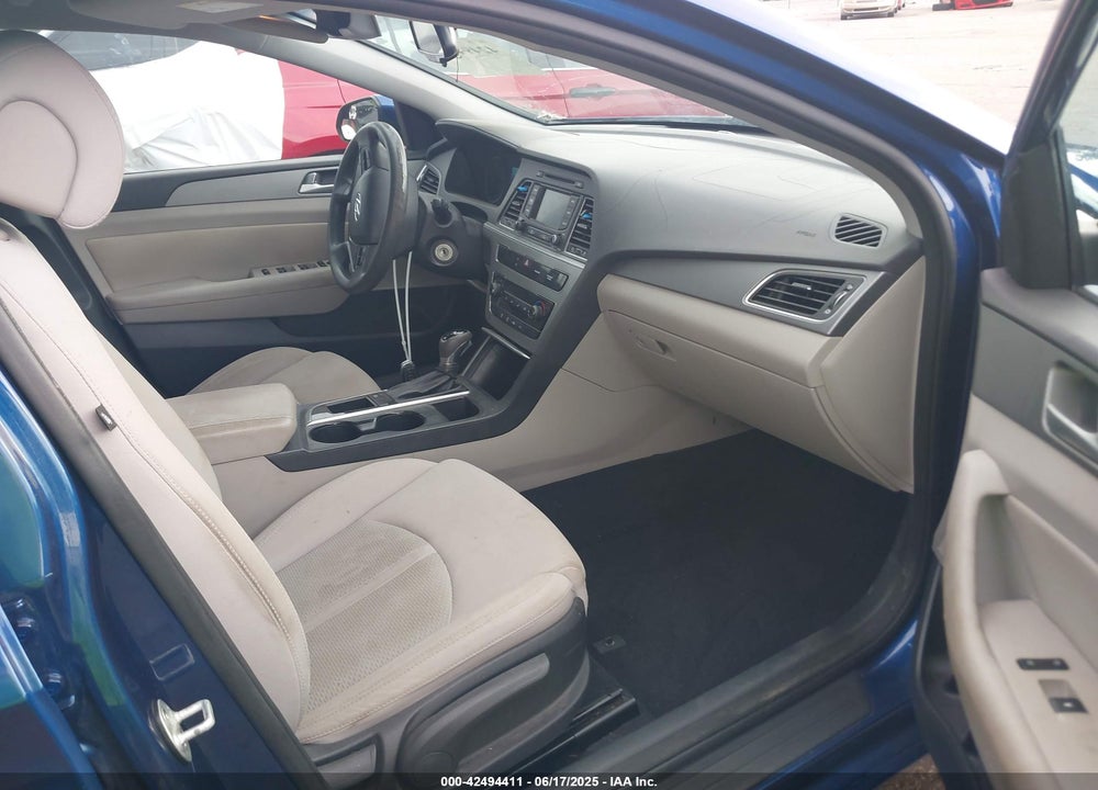 2015 HYUNDAI SONATA VIN: 5NPE24AA5FH179176