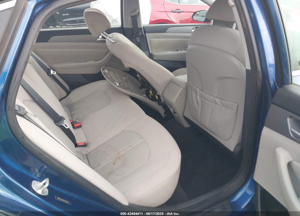 2015 HYUNDAI SONATA VIN: 5NPE24AA5FH179176