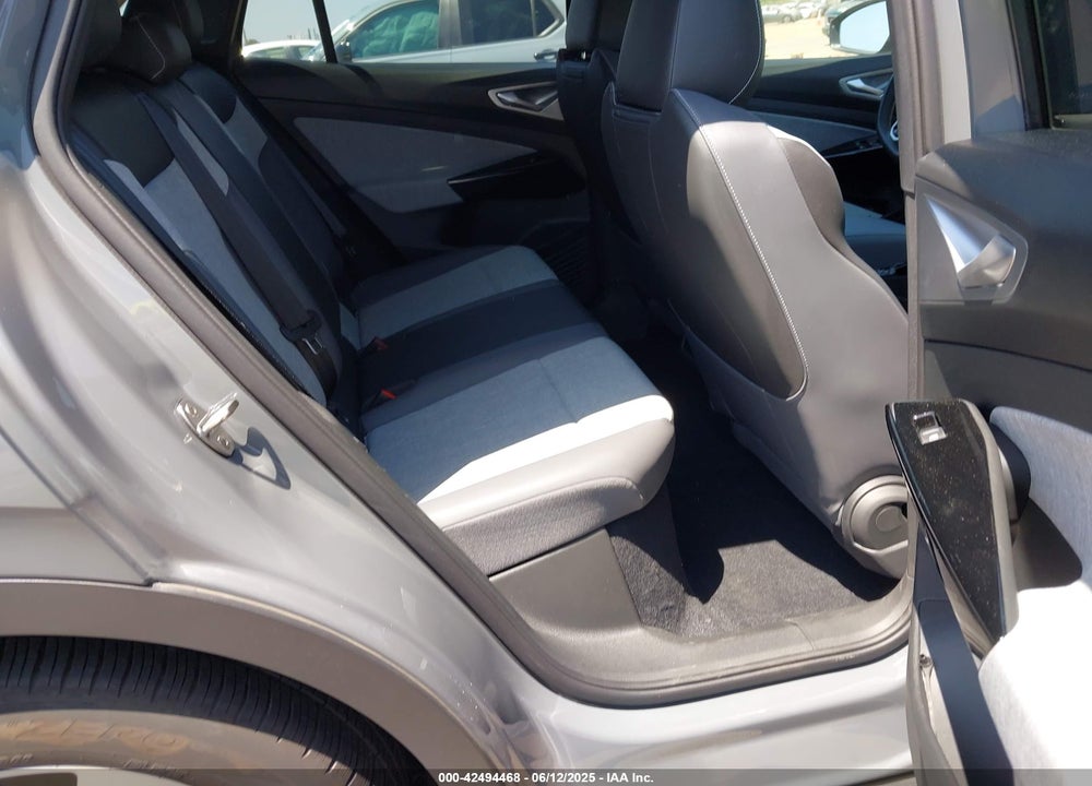 2024 VOLKSWAGEN ID.4 VIN: 1V2CRPE88RC005208