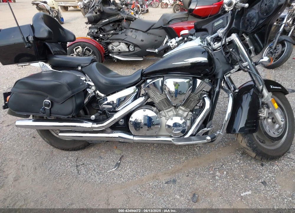 2008 HONDA VTX1300 VIN: 1HFSC52T58A500686