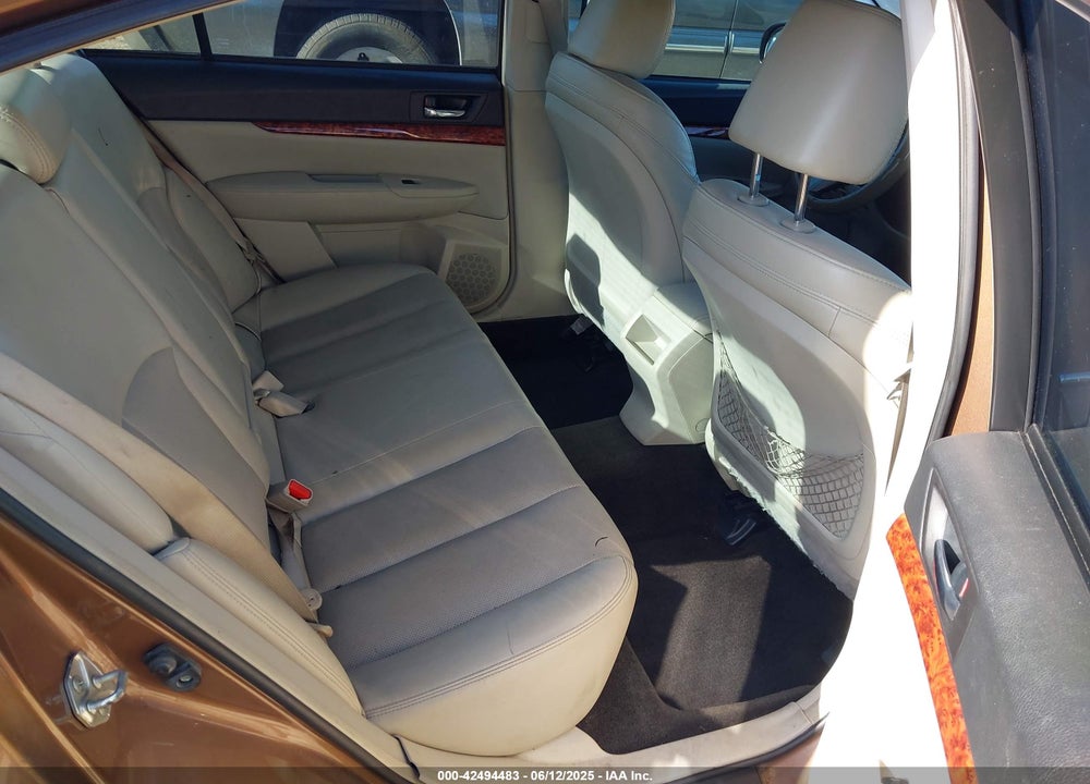2011 SUBARU LEGACY 2.5I LIMITED VIN: 4S3BMCL61B3264425