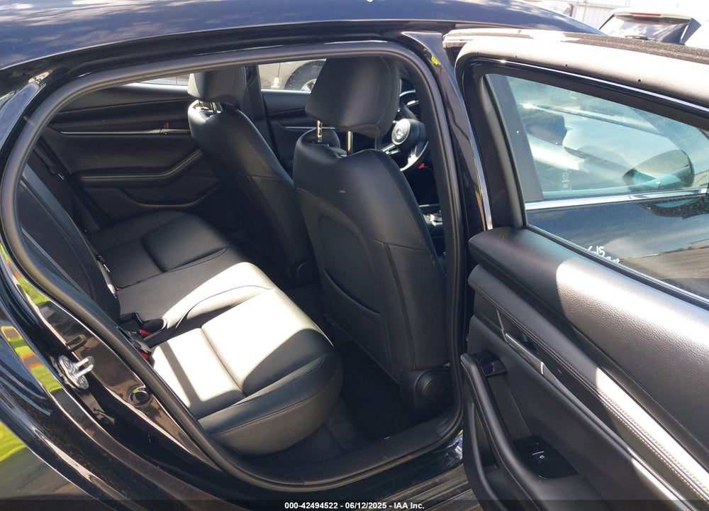 2024 MAZDA 3 2.5 S SELECT SPORT VIN: JM1BPAKM1R1714317