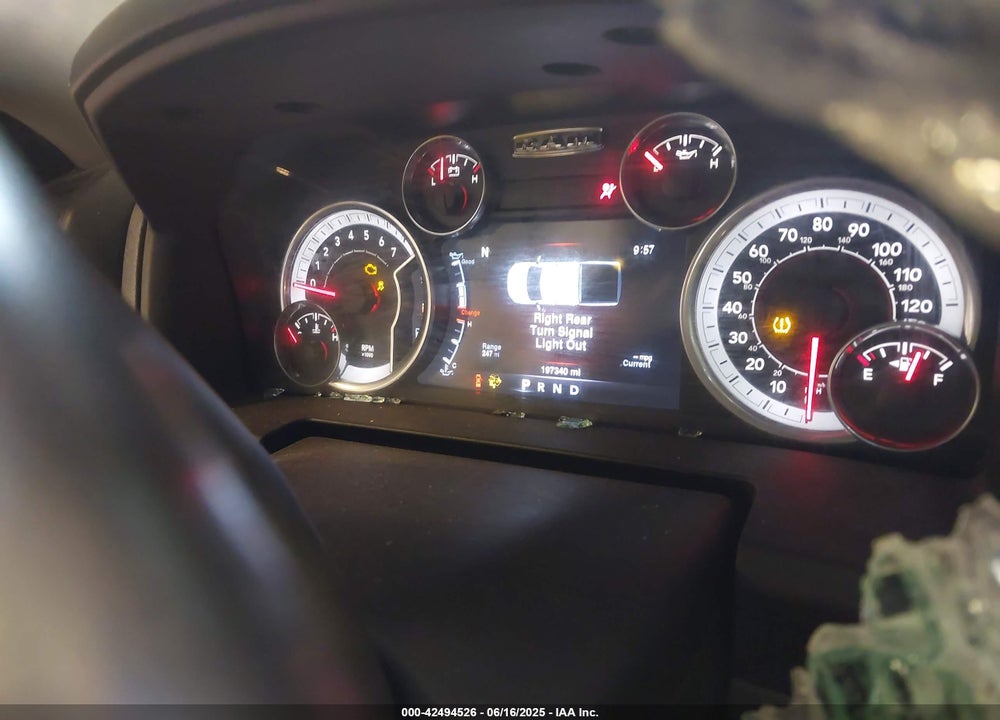 2016 RAM 1500 VIN: 3C6RR7LT0GG271620
