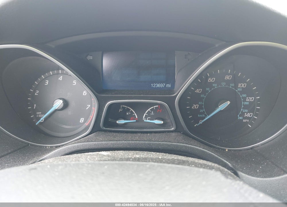 2014 FORD FOCUS SE VIN: 1FADP3K28EL284213