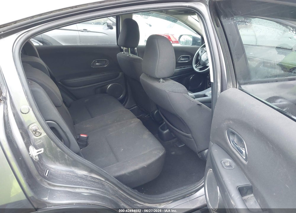 2018 HONDA HR-V VIN: 3CZRU6H55JM719591