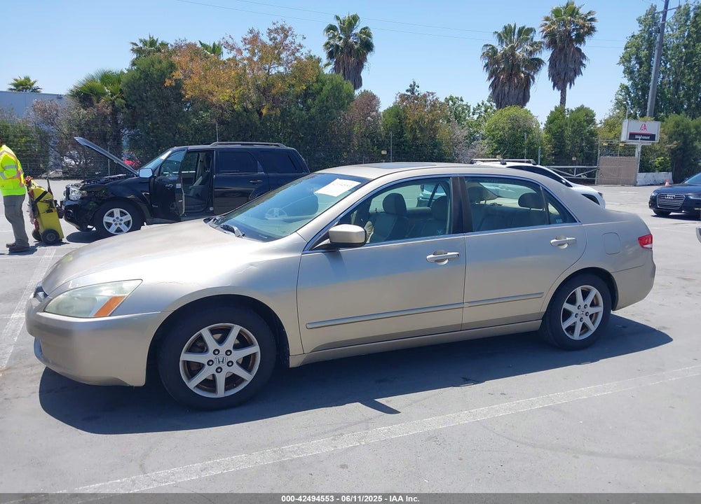 2003 HONDA ACCORD 3.0 EX VIN: 1HGCM66533A038703