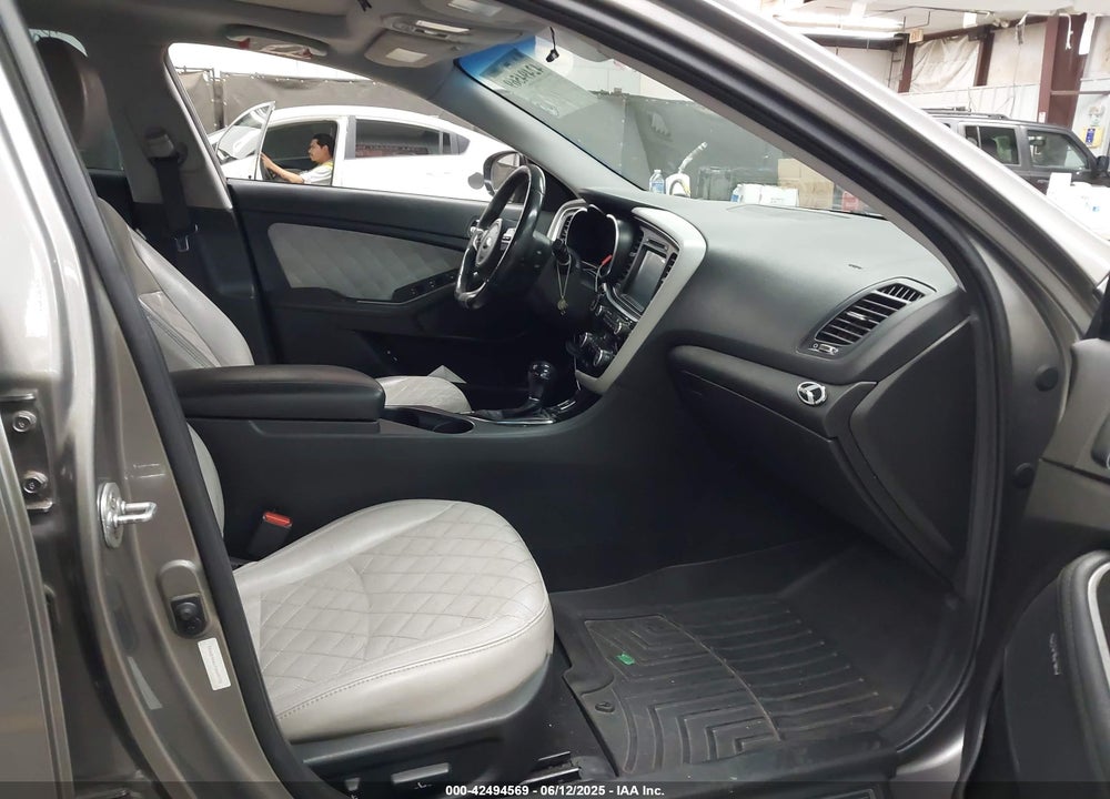 2015 KIA OPTIMA VIN: 5XXGR4A6XFG469733