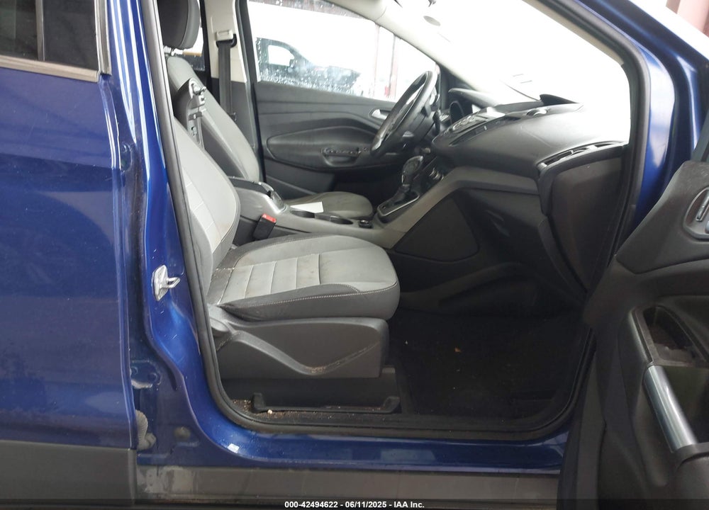 2014 FORD ESCAPE VIN: 1FMCU0GX7EUA52323