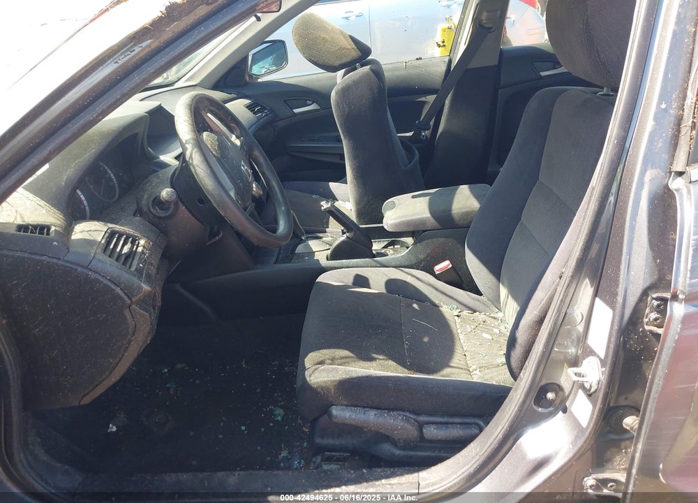 2009 HONDA ACCORD VIN: 1HGCP263X9A143889