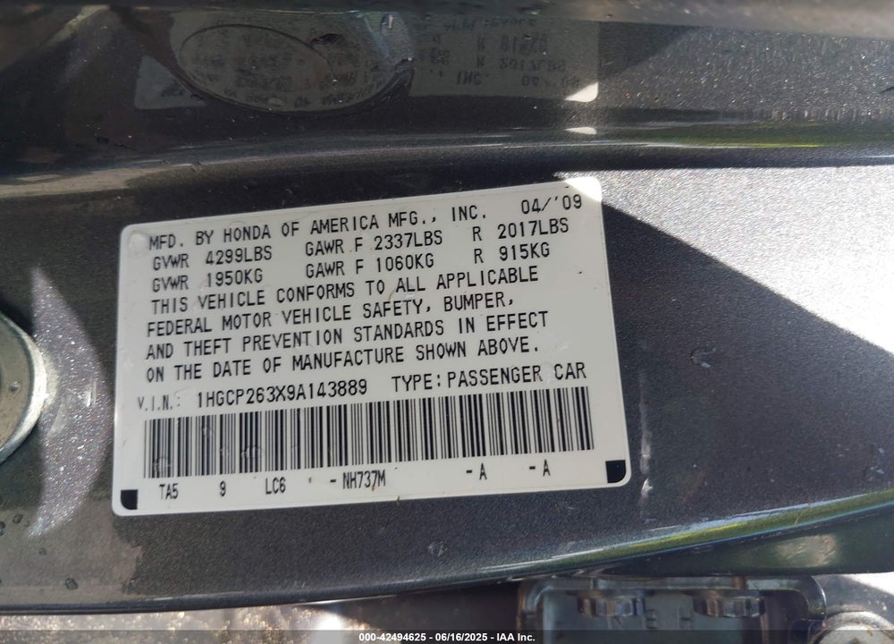 2009 HONDA ACCORD VIN: 1HGCP263X9A143889