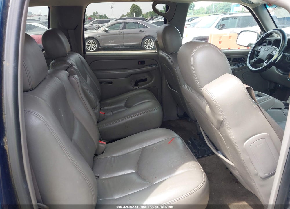 2005 CHEVROLET SUBURBAN 1500 LT VIN: 3GNEC16Z55G229986